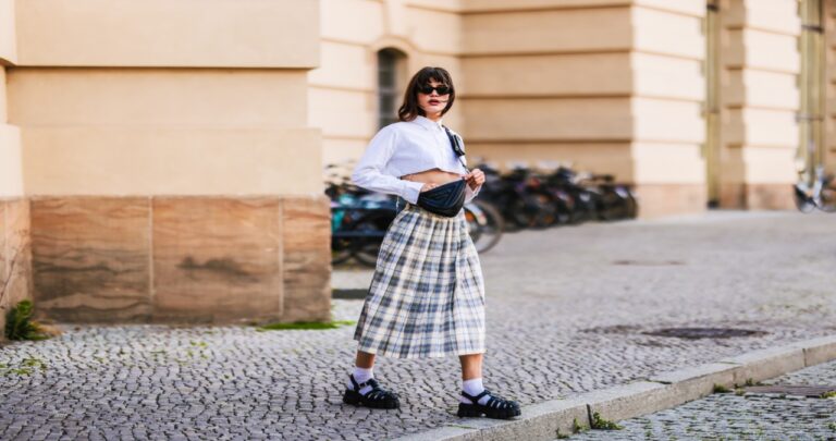 Long Skirts with Slits: A Fashion Trend for Every Occasion